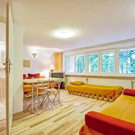 Awesome In With Kitchenette Apartamento Grzybowo (West Pomeranian)